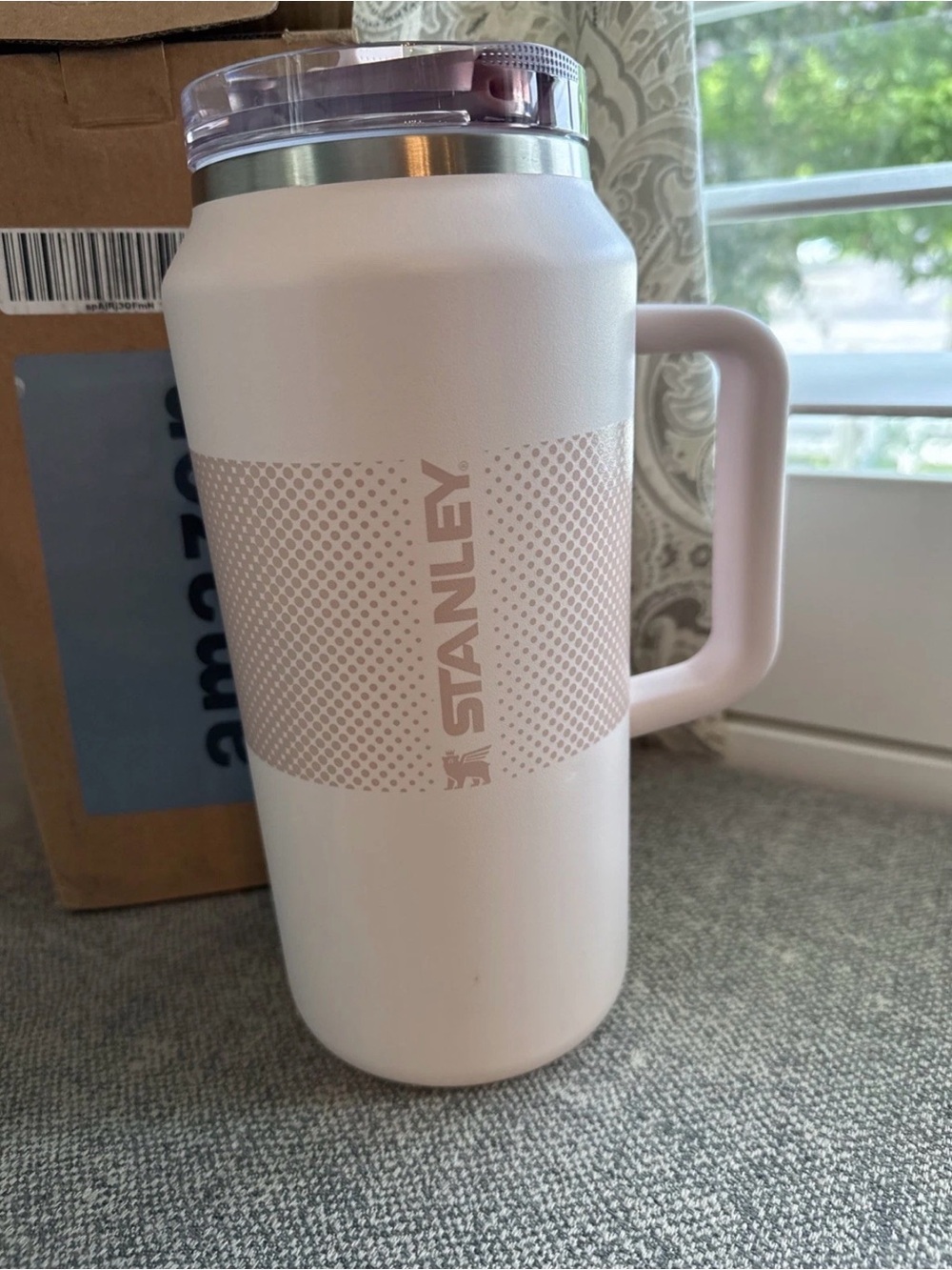 New 64oz Stanley Rose Quartz Fade Protour Tumbler 💖